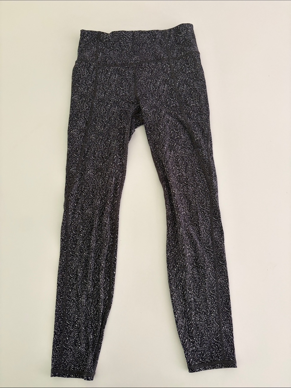 Athleta Lightning Static 7/8 High-Waist Leggings.  Size S